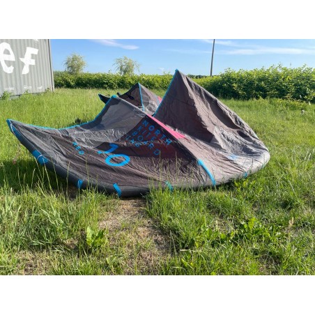 1 Używany Latawiec kitesurfingowy North Neo 10 m2 Kod produktu G-SC3