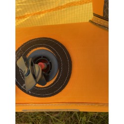 Używany Latawiec kitesurfingowy F-ONE Breeze V3 Flame/Mango 15 m kod produktu K43