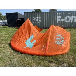 Używany latawiec kitesurfingowy F-ONE Bandit S3 Pomarańczowy 9m kod produktu G-MŁ3