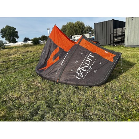 Używany Latawiec kitesurfingowy F-ONE Bandit XVI Czarny 12m kod produktu K7