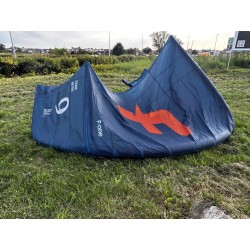 Używany Latawiec kitesurfingowy F-ONE Bandit S3 9m - Granatowy kod produktu K25