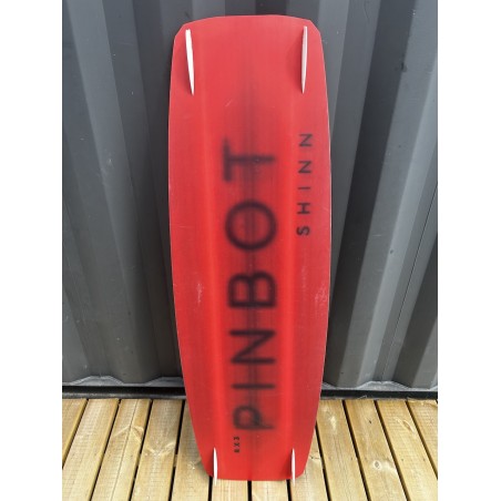 Używana Deska do kitesurfingu SHIN PINBOT 137cm kod produktu G-MK2