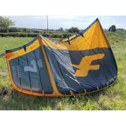 Używany Latawiec kitesurfingowy F-ONE Bandit 2021 7m Pomarańczowy G-PP1