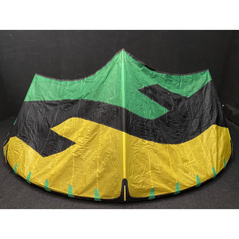 G-ML3 Używany latawiec F-One Furtive 10 m Zielony