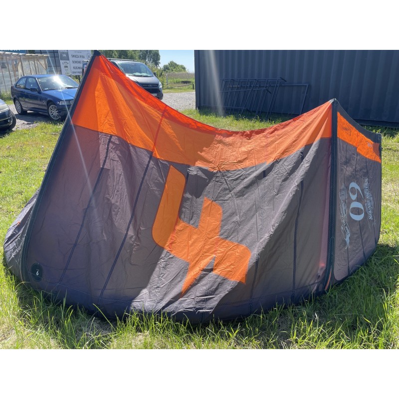 Używany Latawiec kitesurfingowy F-ONE Bandit S4 9m Czarny G-RN3