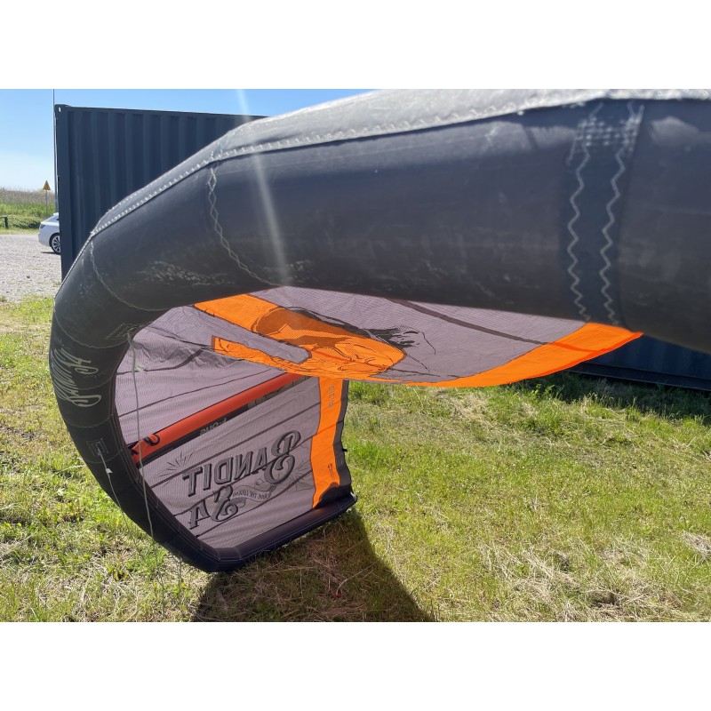 Używany Latawiec kitesurfingowy F-ONE Bandit S4 9m Czarny G-RN3