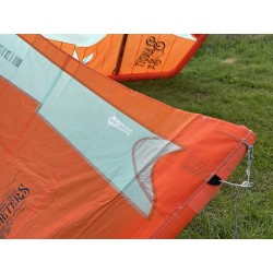 Używany Latawiec kitesurfingowy F-ONE Bandit S4 Pomarańczowy 11m