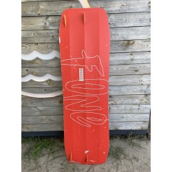 Używana Duża deska do kitesurfingu F-ONE Big One 164 cm Czerwona 2024
