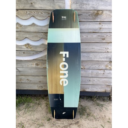 Używana Deska do kitesurfingu F-One Trax 136