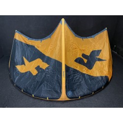 Używany Latawiec kitesurfingowy F-ONE Bandit 2021 11m Pomarańczowy