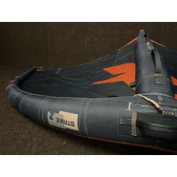 Używane skrzydło wing F-ONE Strike V2 4.0 m2 Granatowe