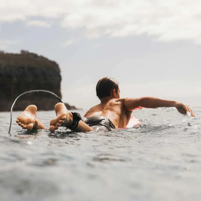 FCS x Sharkbanz POD Odstraszacz Rekinów do Surfingu SFSBZ