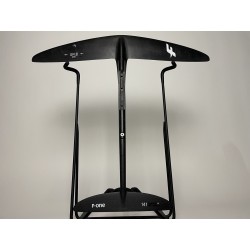 Używany Foil do wingfoila F-ONE SK8 HM 650 cm2
