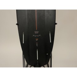 Używana deska strapless F-ONE Magnet Carbon 2023 Czarna 4'11