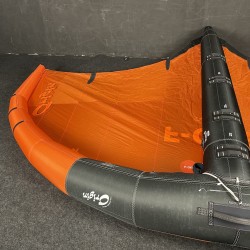 UŻYWANE SKRZYDŁO WINGFOIL F-ONE ORIGIN V2 6m2 CZERWONE