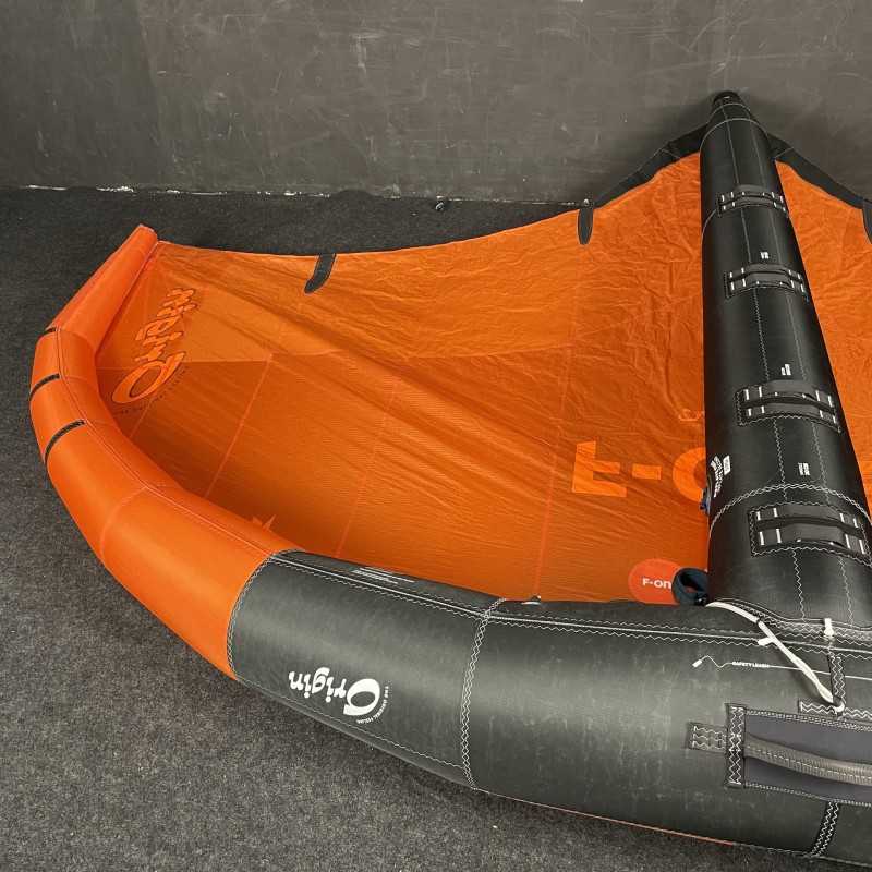 UŻYWANE SKRZYDŁO WINGFOIL F-ONE ORIGIN V2 6m2 CZERWONE