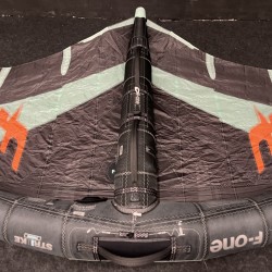Używane skrzydło wing F-ONE Strike V3 2.5 m2 Czarne