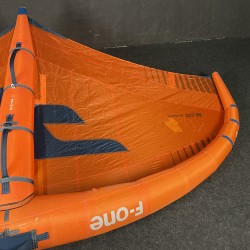 Używane skrzydło wing F-ONE Strike V2 4.0 m2 - Pomarańczowe