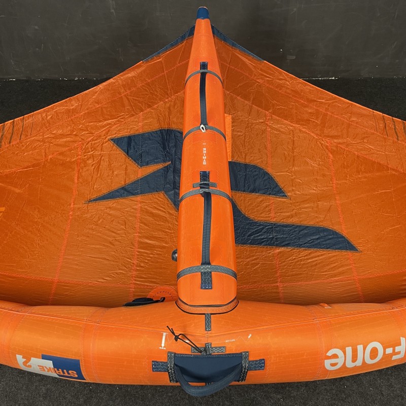 Używane skrzydło wing F-ONE Strike V2 4.0 m2 - Pomarańczowe