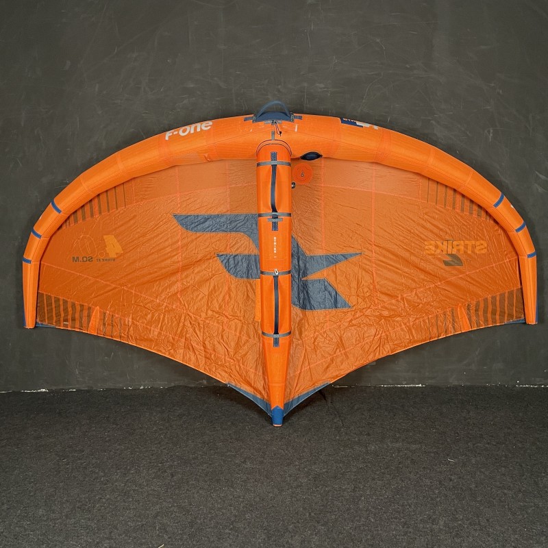 Używane skrzydło wing F-ONE Strike V2 4.0 m2 - Pomarańczowe