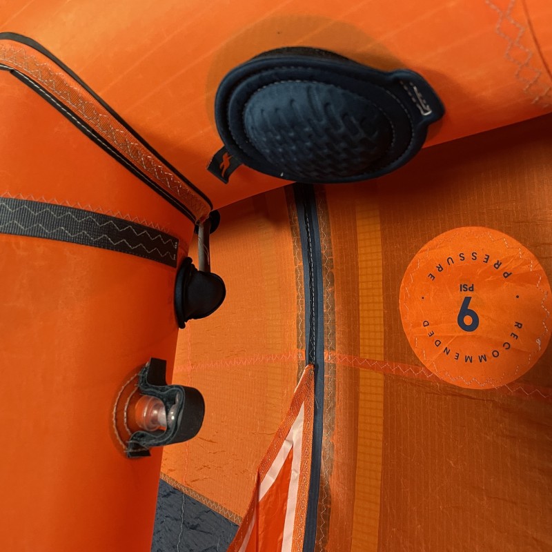 Używane skrzydło wing F-ONE Strike V2 4.0 m2 - Pomarańczowe