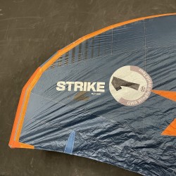Używane skrzydło wing F-ONE Strike V2 4.0 m2 Granatowe