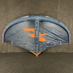 Używane skrzydło wing F-ONE Strike V2 4.0 m2 Granatowe