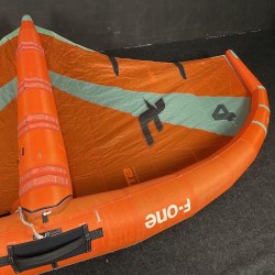 Używane Skrzydło wingfoil F-ONE Strike V4 4.0 m2 Pomarańczowe