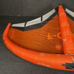 UŻYWANE SKRZYDŁO WINGFOIL F-ONE SWING V5 4.0 m2 CZERWONE