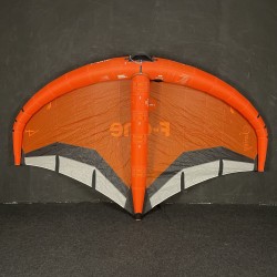 UŻYWANE SKRZYDŁO WINGFOIL F-ONE SWING V5 4.0 m2 CZERWONE
