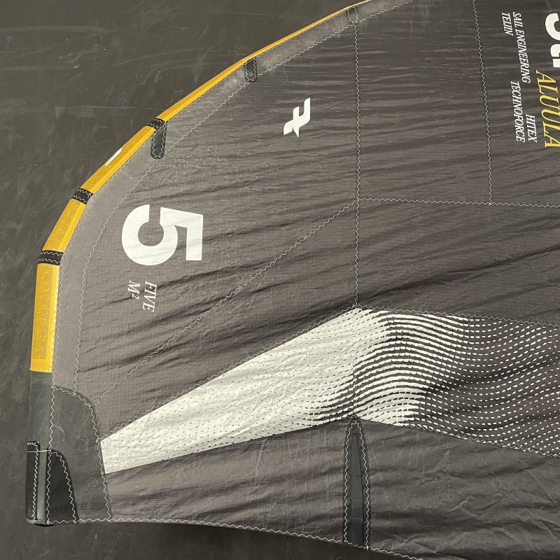UŻYWANE SKRZYDŁO WINGFOIL F-ONE STRIKE V5 ALUULA 5m2 CZARNE