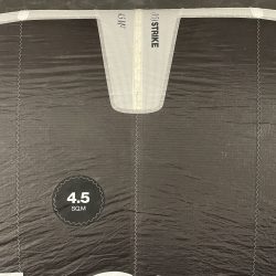UŻYWANE SKRZYDŁO WINGFOIL F-ONE STRIKE V5 4.5 M2 CZARNE