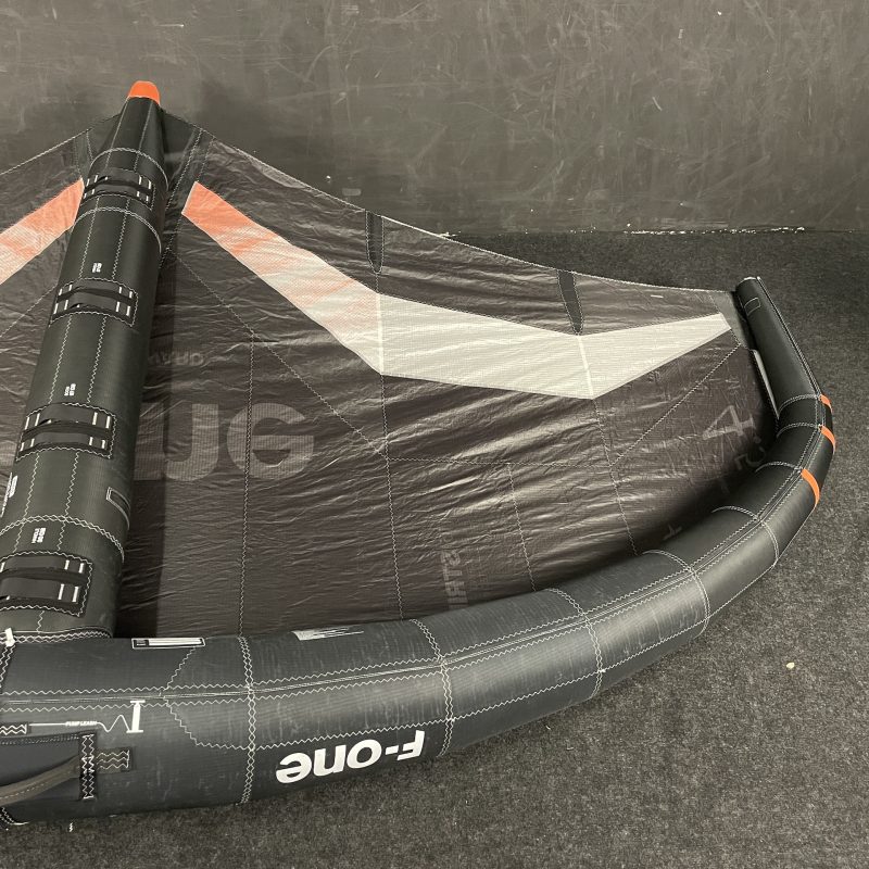 UŻYWANE SKRZYDŁO WINGFOIL F-ONE STRIKE V5 4.5 M2 CZARNE