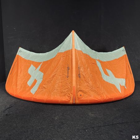 Używany Latawiec kitesurfingowy F-ONE Bandit XVI 10m2 Płomienny