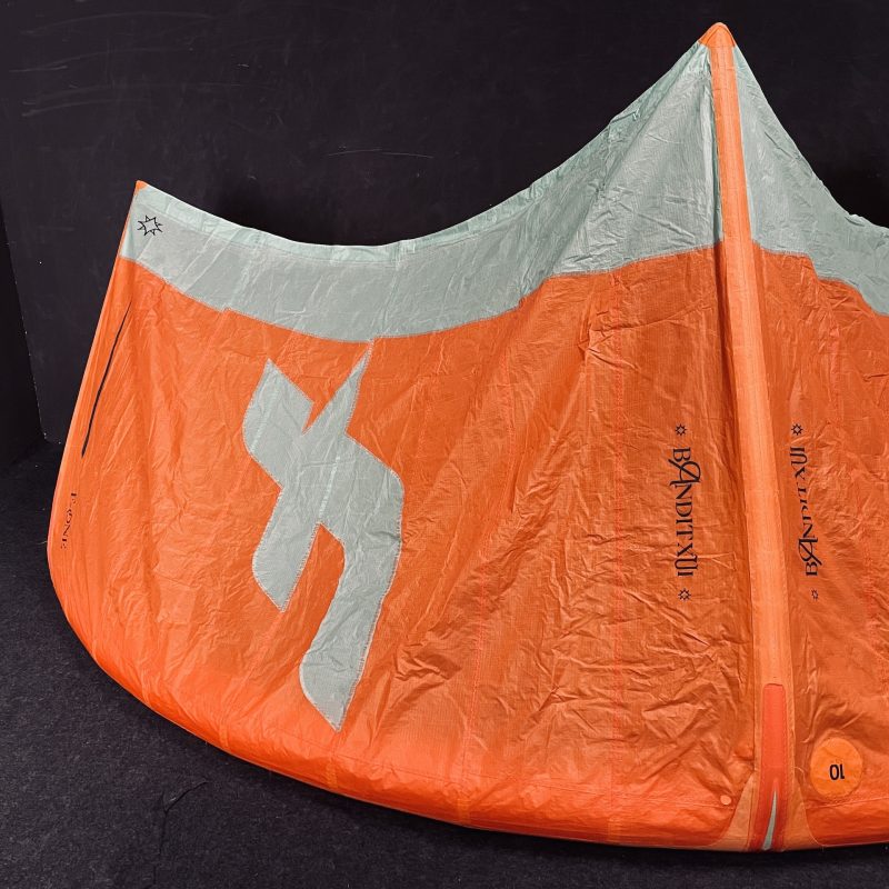 Używany Latawiec kitesurfingowy F-ONE Bandit XVI 10m2 Płomienny