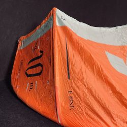 Używany Latawiec kitesurfingowy F-ONE Bandit XVI 10m2 Płomienny