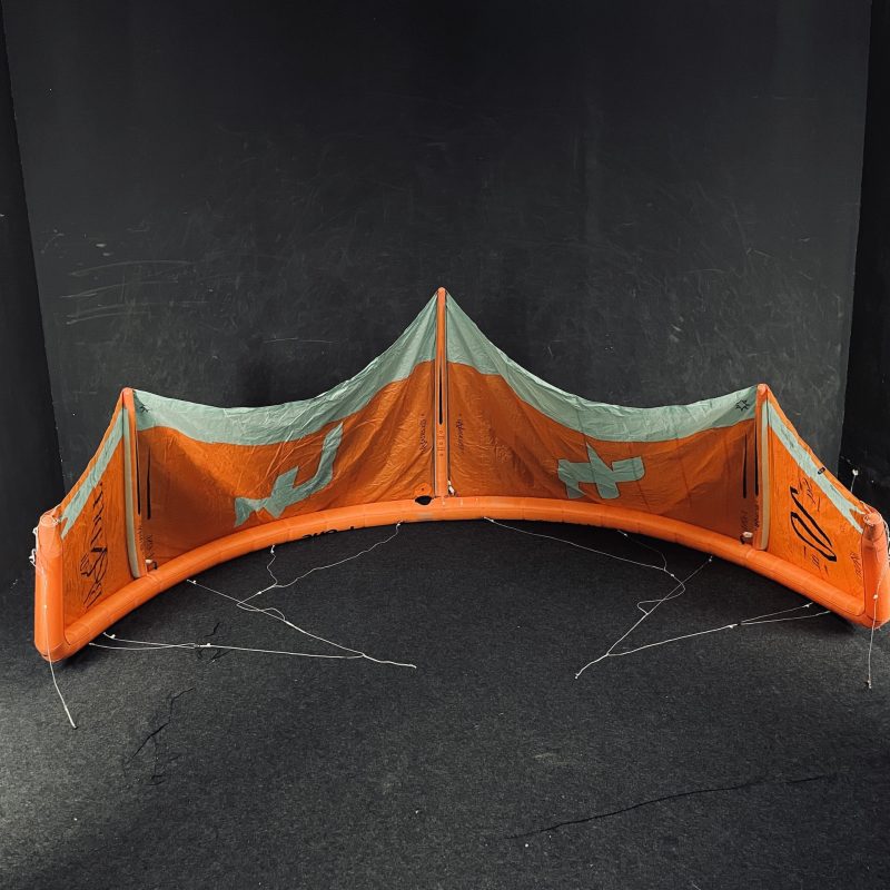 Używany Latawiec kitesurfingowy F-ONE Bandit XVI 10m2 Płomienny