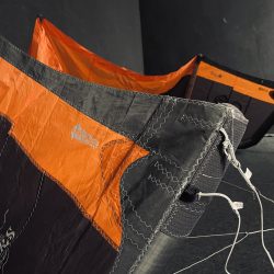Używany Latawiec kitesurfingowy F-ONE Bandit S4 9m Czarny
