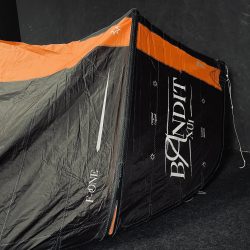 Używany Latawiec kitesurfingowy F-ONE Bandit XVI 9m Czarny