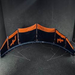 Używany Latawiec kitesurfingowy F-ONE Trigger 10m - Granatowy