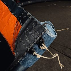 Używany Latawiec kitesurfingowy F-ONE Trigger 10m - Granatowy