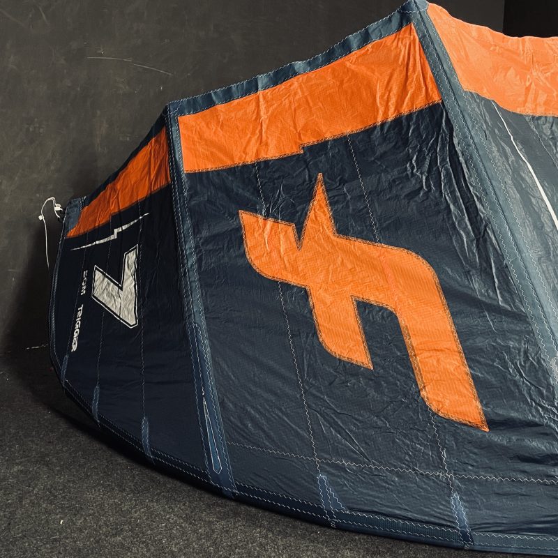 Używany Latawiec kitesurfingowy BIG AIR / F-ONE Trigger Granatowy 7m