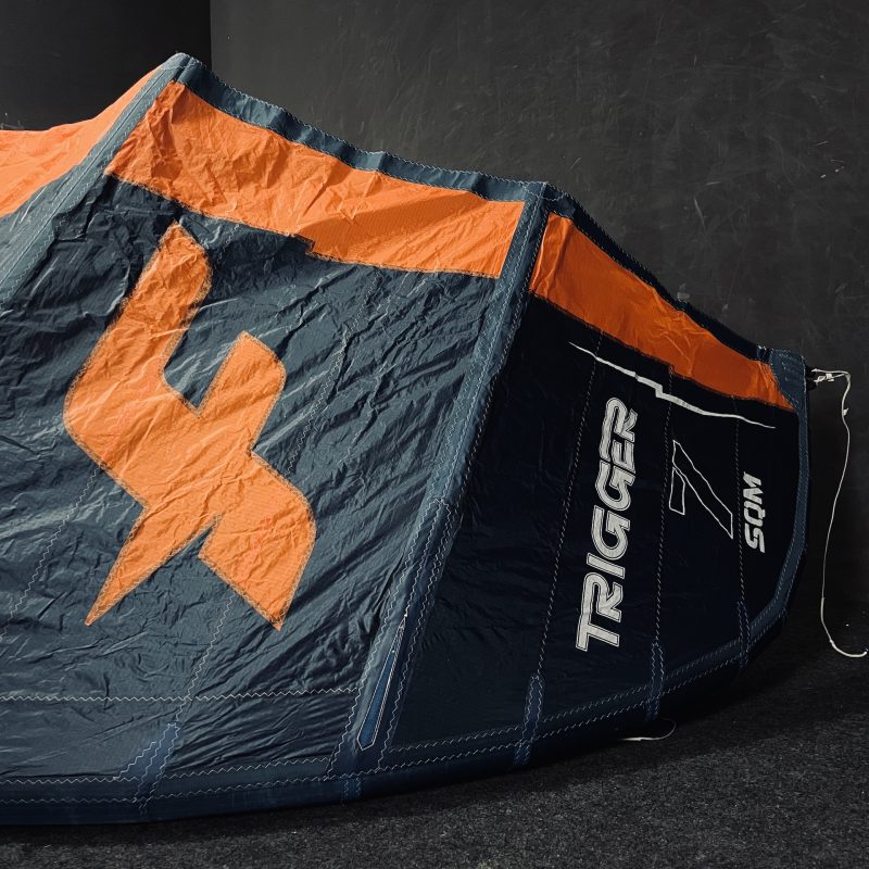 Używany Latawiec kitesurfingowy BIG AIR / F-ONE Trigger Granatowy 7m