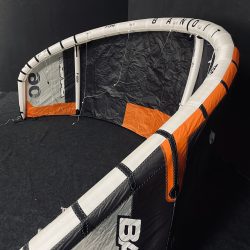 UŻYWANY LATAWIEC KITESURFINGOWY F-ONE BANDIT 17 TEC WHITE/ ONYX