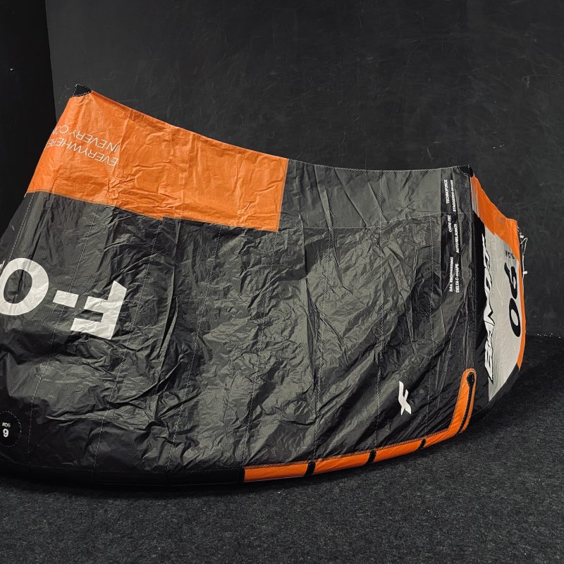 UŻYWANY LATAWIEC KITESURFINGOWY F-ONE BANDIT 17 TEC WHITE/ ONYX