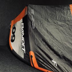 UŻYWANY LATAWIEC KITESURFINGOWY F-ONE BANDIT 17 TEC 9M2 WHITE/ ONYX