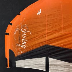 UŻYWANE SKRZYDŁO WINGFOIL F-ONE SWING V5 4.0 m2 CZERWONE