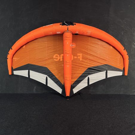 UŻYWANE SKRZYDŁO WINGFOIL F-ONE SWING V5 4.0 m2 CZERWONE