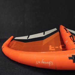 UŻYWANE SKRZYDŁO WINGFOIL F-ONE SWING V5 5.5 m2 CZERWONE
