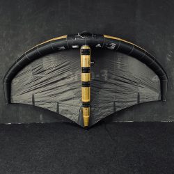 UŻYWANE SKRZYDŁO WINGFOIL F-ONE STRIKE V5 ALUULA 4m2 CZARNE